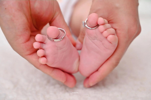 白山宝宝睡觉频繁惊吓举手 白山宝宝睡觉频繁惊吓举手